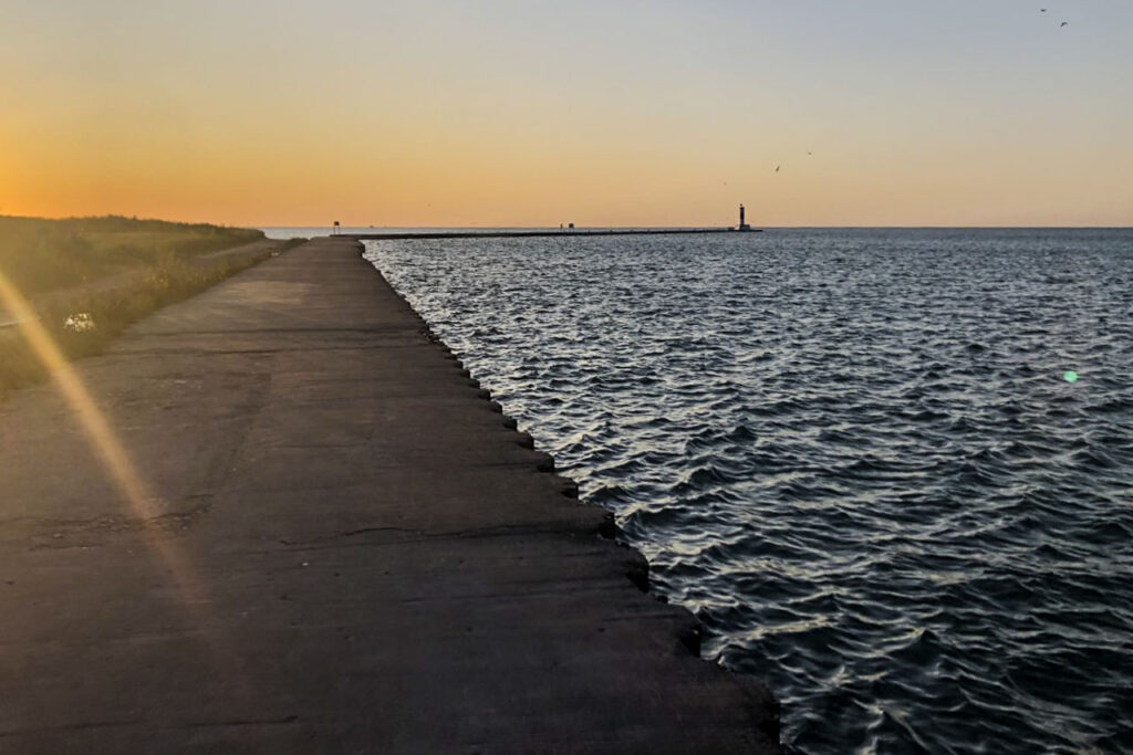 Johnson Pier, Waukegan.